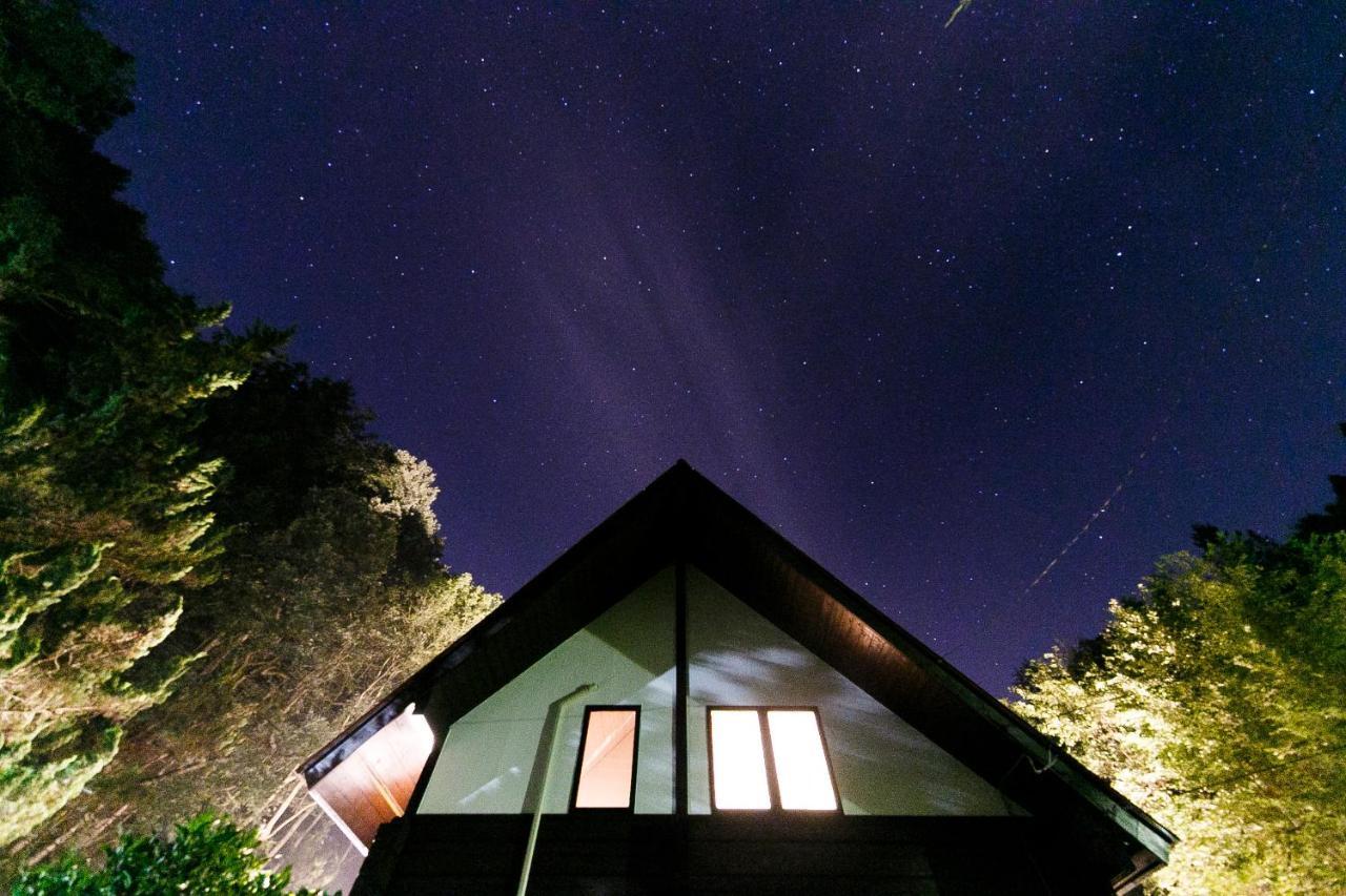 ログハウスせせらぎ Tsuru Esterno foto