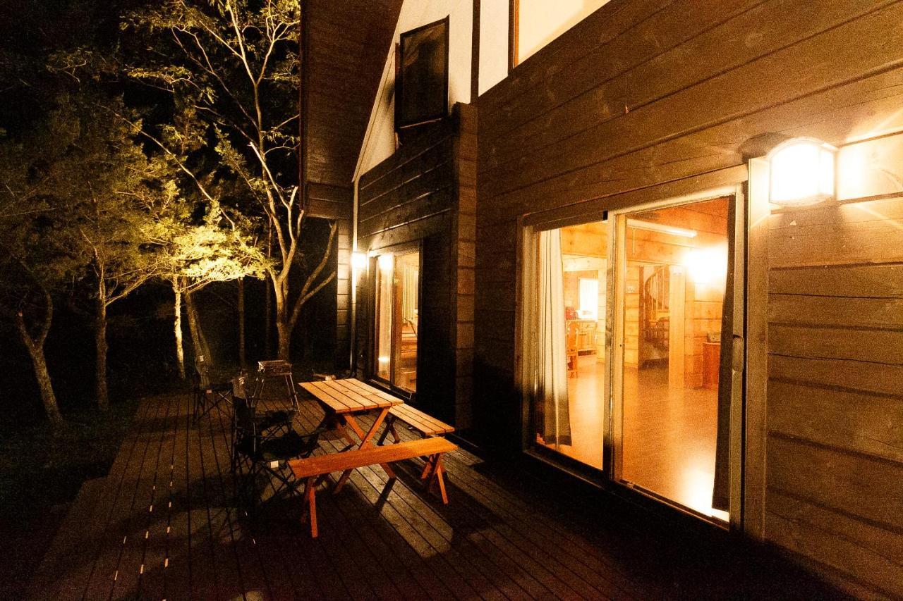 ログハウスせせらぎ Tsuru Esterno foto